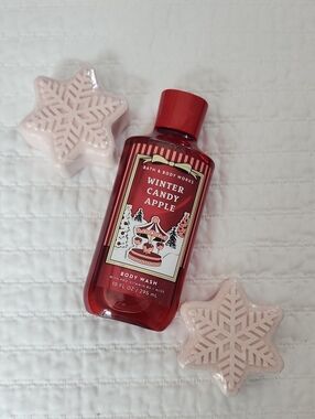 Bath & Body Works Winter Candy Apple Body Wash And 2 Bath Fizzy
